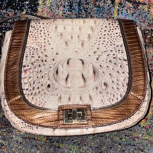 Brahmin purse Pre-loved Saddle bag 🌟